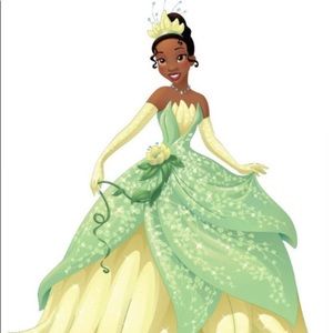 Meet your Posher, Queen